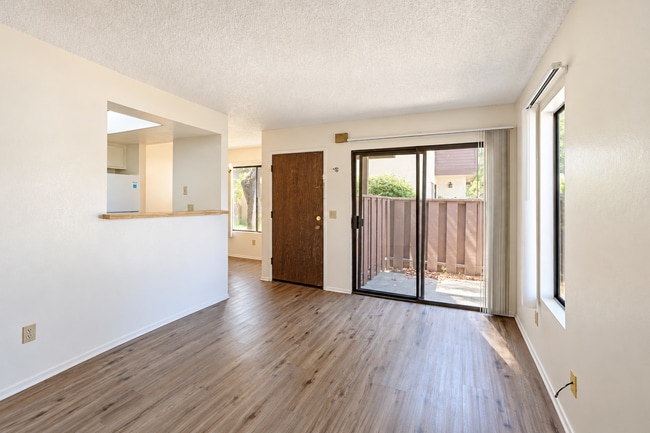 1216-A East Walnut Avenue