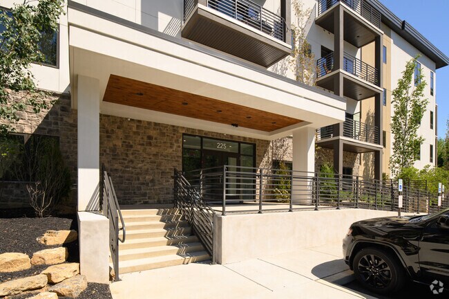 Photo - The Wilbur Views