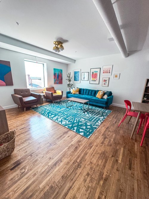 Photo - 719 E Genesee St