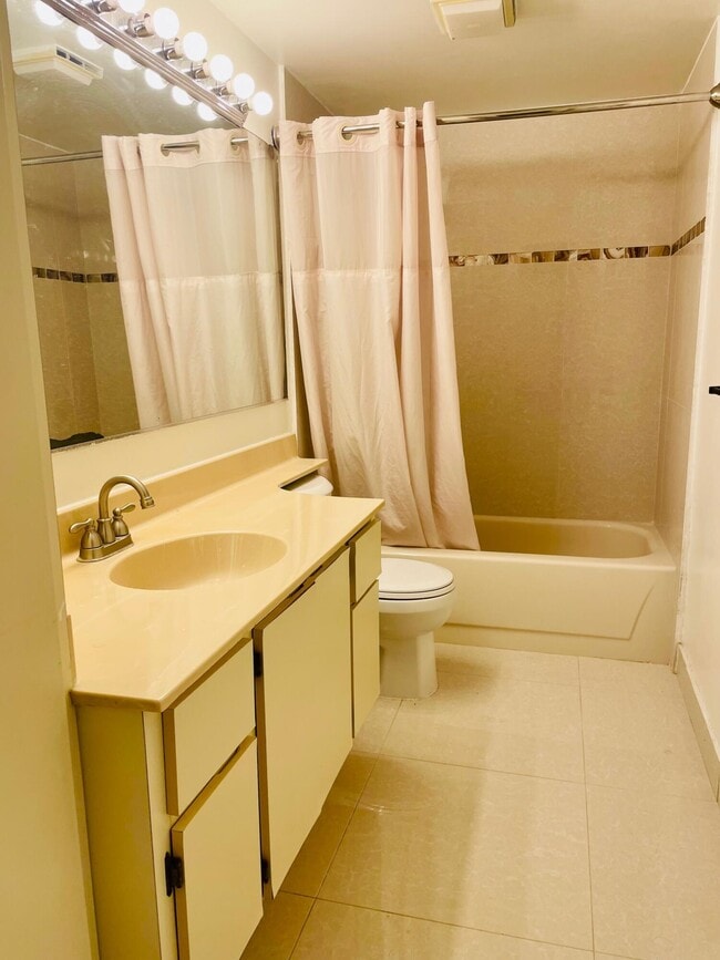 Photo - 728 Mill Valley Pl