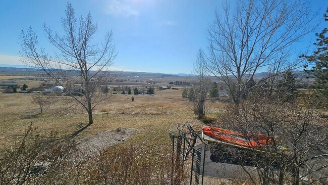 Photo - House with wood stove on Jette Hill