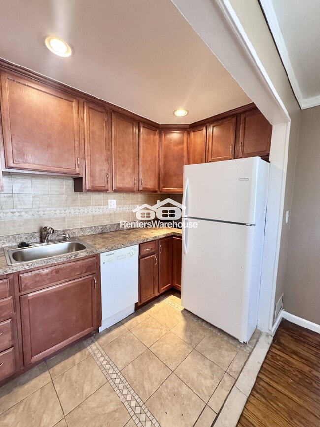 Photo - 5406 Montbel Ave