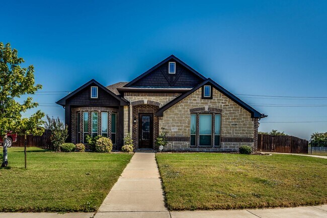 Photo - 4822 Windfern Way