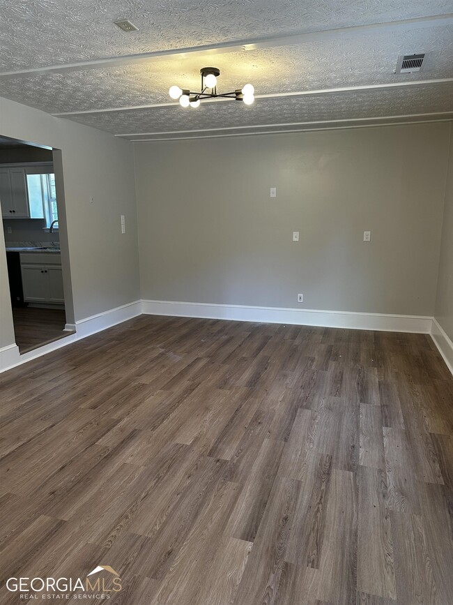 Photo - 641 Honey Creek Rd