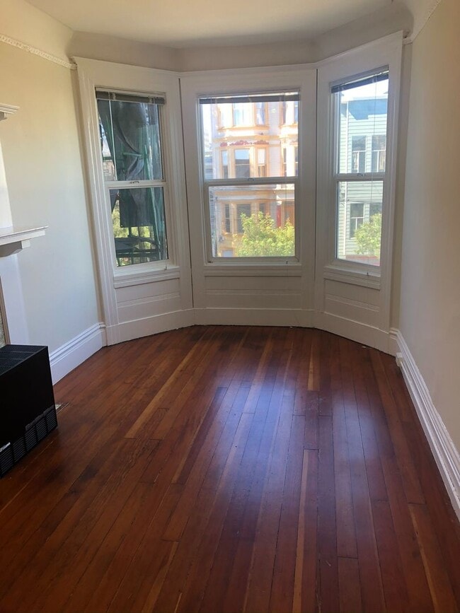 Photo - 2 Bedroom, 1 Bath in the Heart of the Miss...