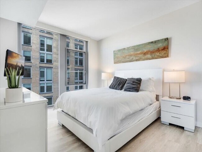 Photo - 400 Army Navy Dr Unidad ID1049770P