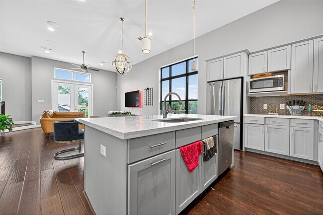 Photo - 1205 Wrightwood St