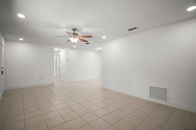 Photo - 14884 SW 35th Cir