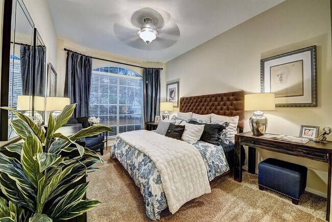 Photo - 1901 Post Oak Park Dr