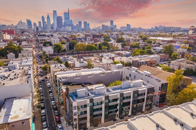 Photo - 1338 N 15th St Unidad C4