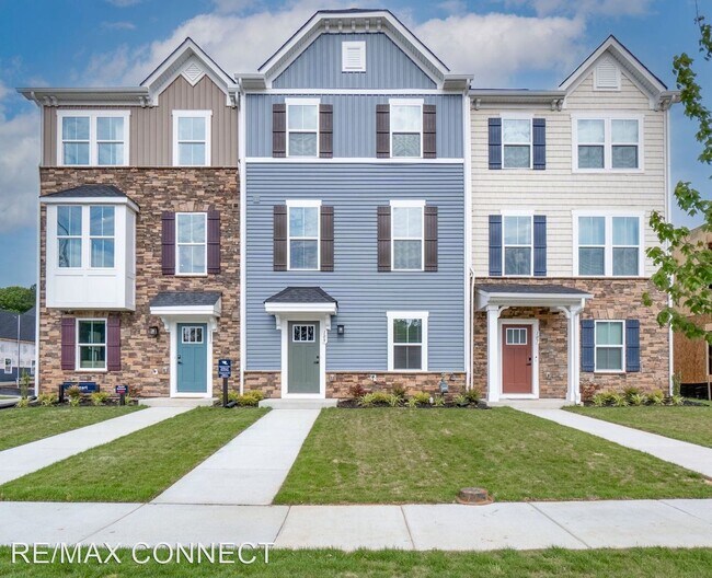 3 br, 2.5 bath House - 109 Legacy Blvd 11B - 3 br, 2.5 bath House - 109 Legacy Blvd 11B