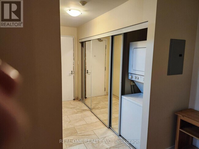 Photo - 38 Grenville St Unit 3606