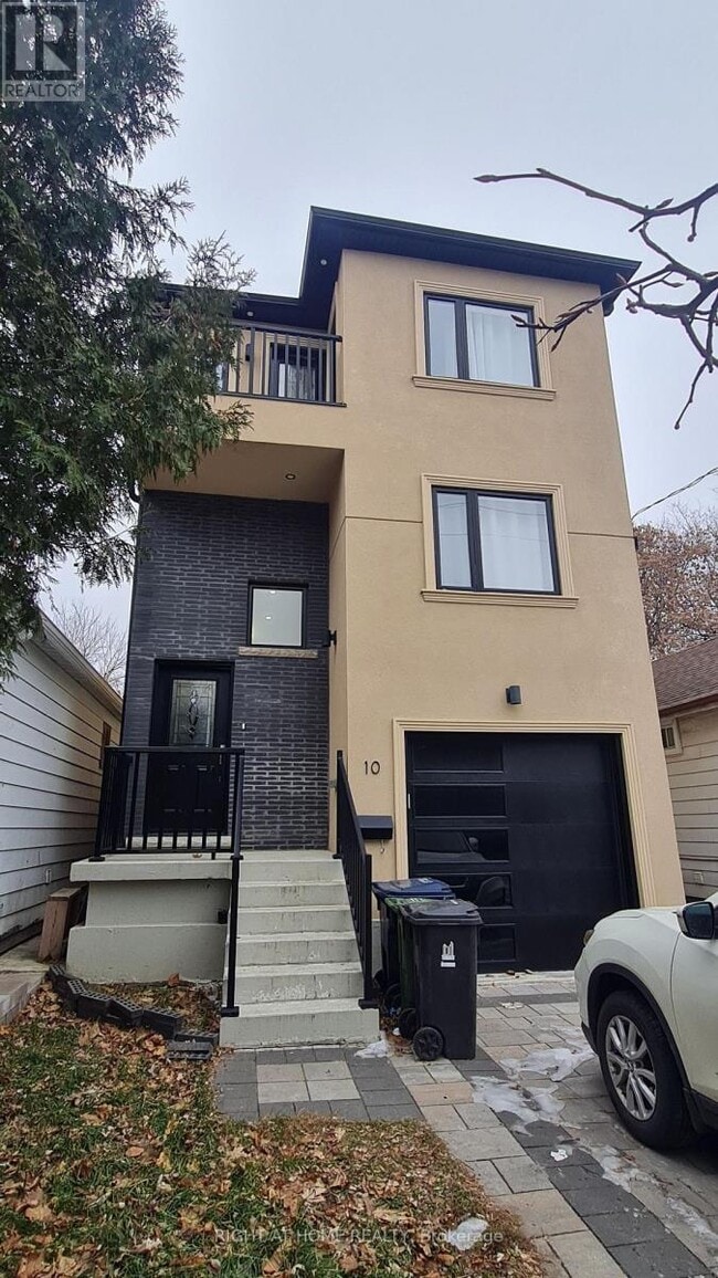 Photo - 10 Emmott Ave