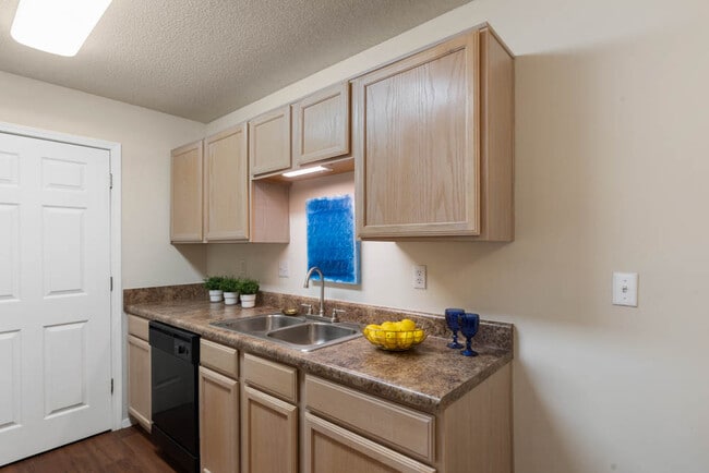 Building Photo - MAGNOLIAS AT HERNANDO Rental