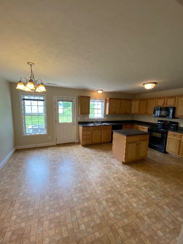 Photo - 3600 Old Forest Rd