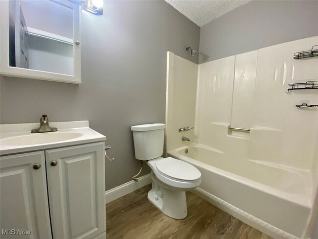 Photo - 2595 Terrace Ave Unit 9