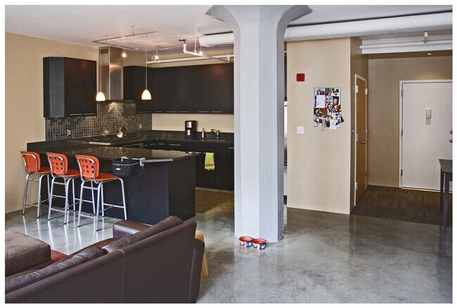 Photo - 453 Washington St Unit 5B