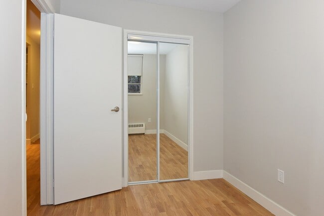 Photo - 230 Oak St Unit 209