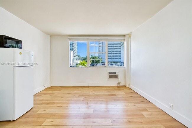 Photo - 6484 Indian Creek Dr Unidad 114