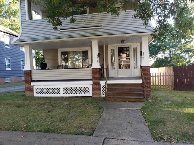 Photo - 4707 Behrwald Ave