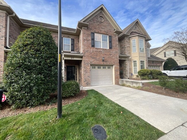 Photo - Immaculate 3 bedroom/2.5 bathroom in Tanner Woods!