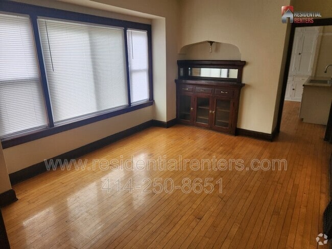 Building Photo - 1721 N 22nd St Rental