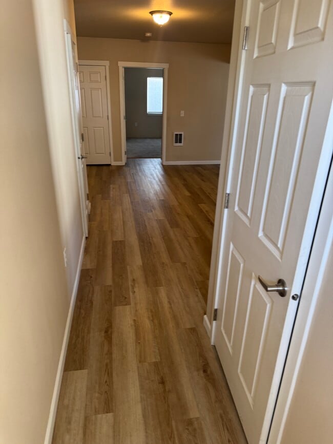 Photo - 5209 E Upriver Dr