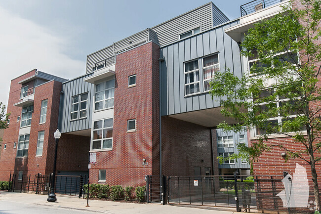 Building Photo - 1808 S Michigan Ave Unit #22 Rental