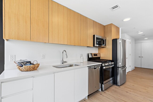Building Photo - 231 Hackensack Plank Rd Unit 304 Rental