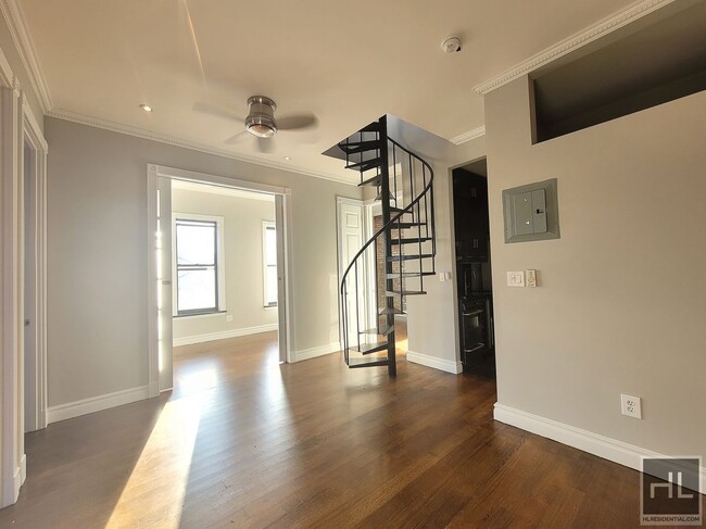 Photo - East 3rd Street Unidad 5A