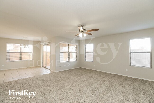 Photo - 2278 E Spruce Dr