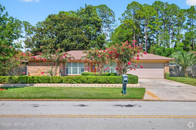 Building Photo - 9727 Viceroy Dr E Rental