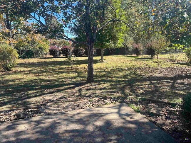 Photo - 3915 Elnora Dr