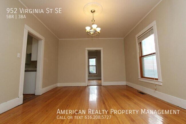 Photo - 952 Virginia St SE