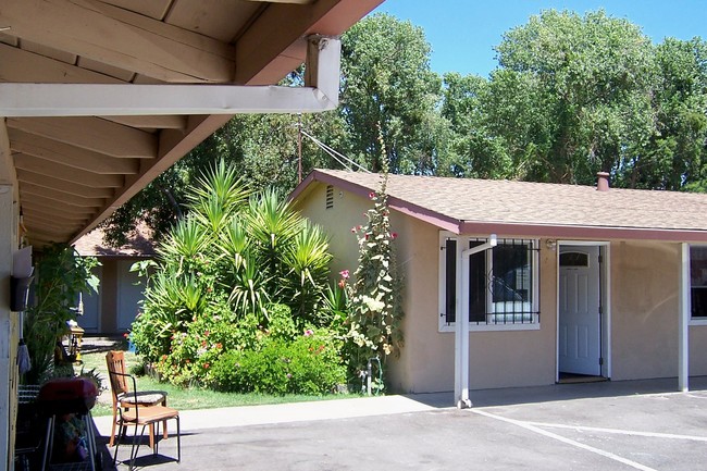 Photo - Riverwalk Apartments