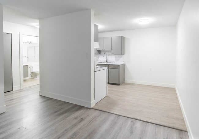 Photo - Cedargrove Apartments