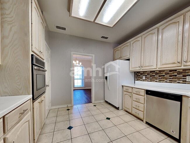Photo - 135 Rim Rock Rd