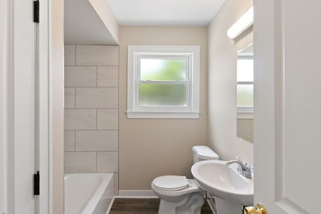 Spacious Remodeled Unit Accepting Section - Great Location!