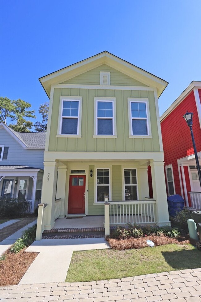 2 bedroom/2.5 bath home in West Columbia. - 2 bedroom/2.5 bath home in West Columbia.