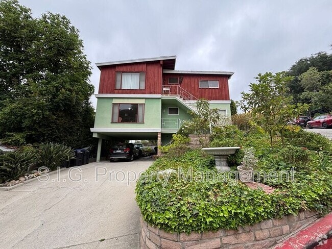 Building Photo - 811 Reeves Pl Unit #A Rental