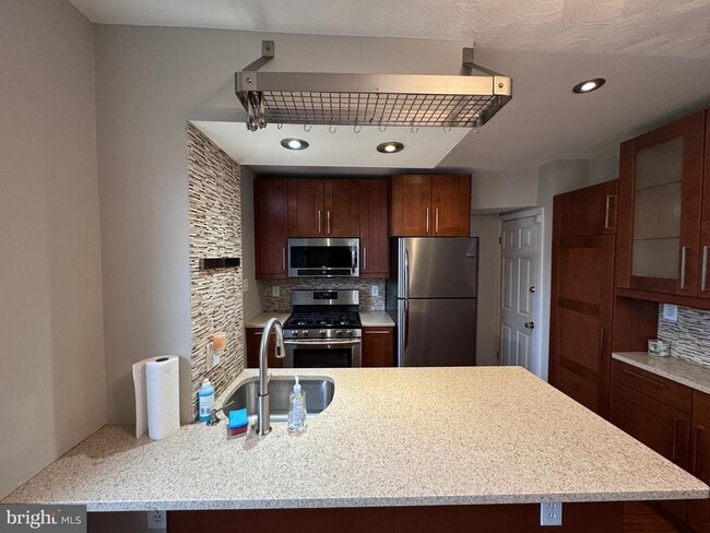 Photo - 1600 Princess St