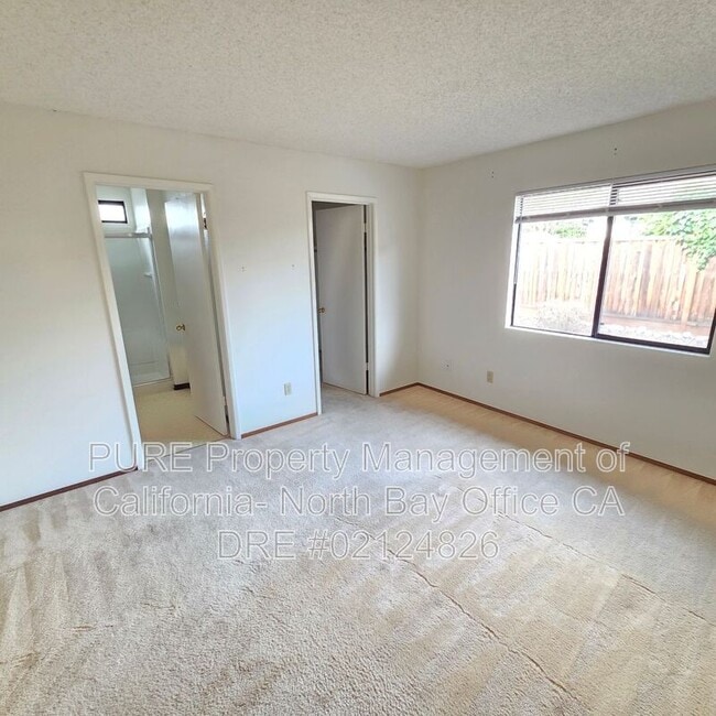 Photo - 1641 Rainier Ave