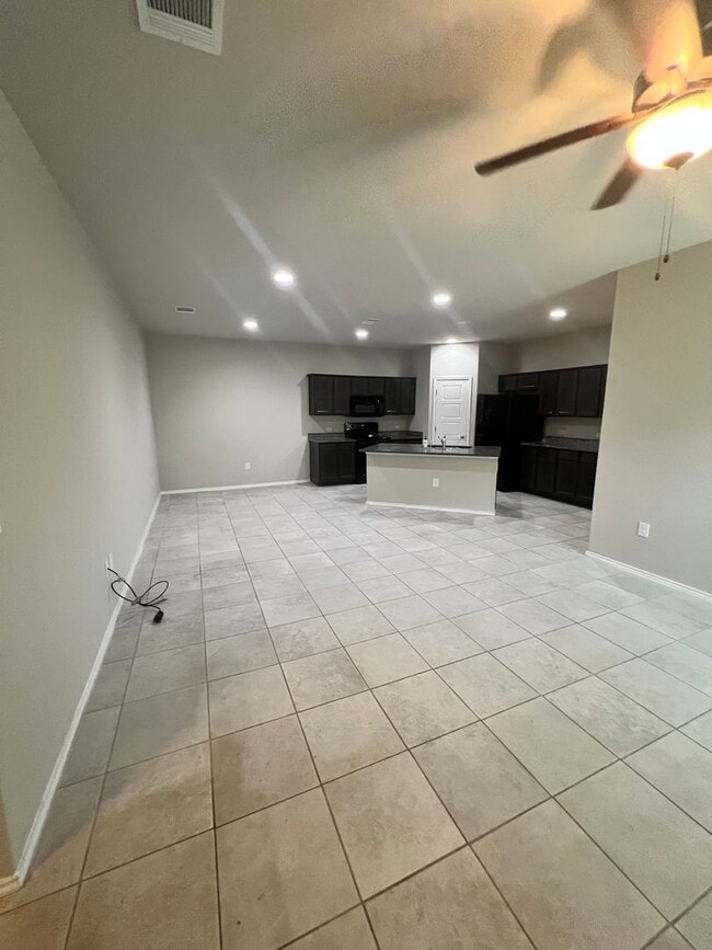 Building Photo - Garland Unit 1214
