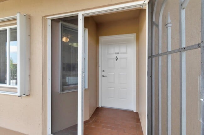 Photo - 5810 Crystal Shores Dr Unit 408