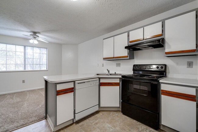 Photo - Carriage Court