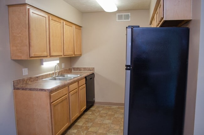 Spring Acres Apartments