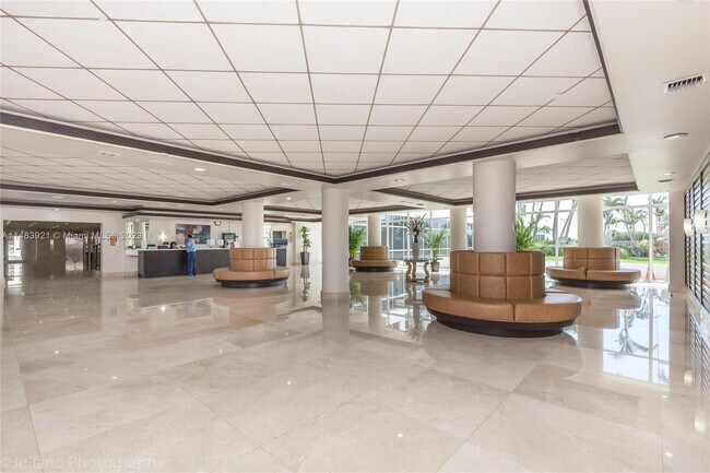 Photo - 5005 Collins Ave Unit 808