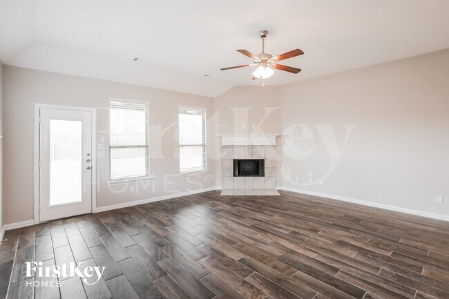 Photo - 304 Stefani Dr