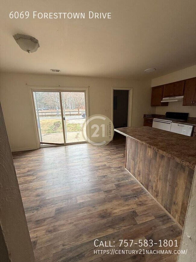 Photo - 6069 Foresttown Dr