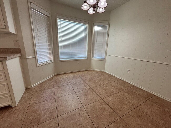 Photo - 6816 Huron Ave